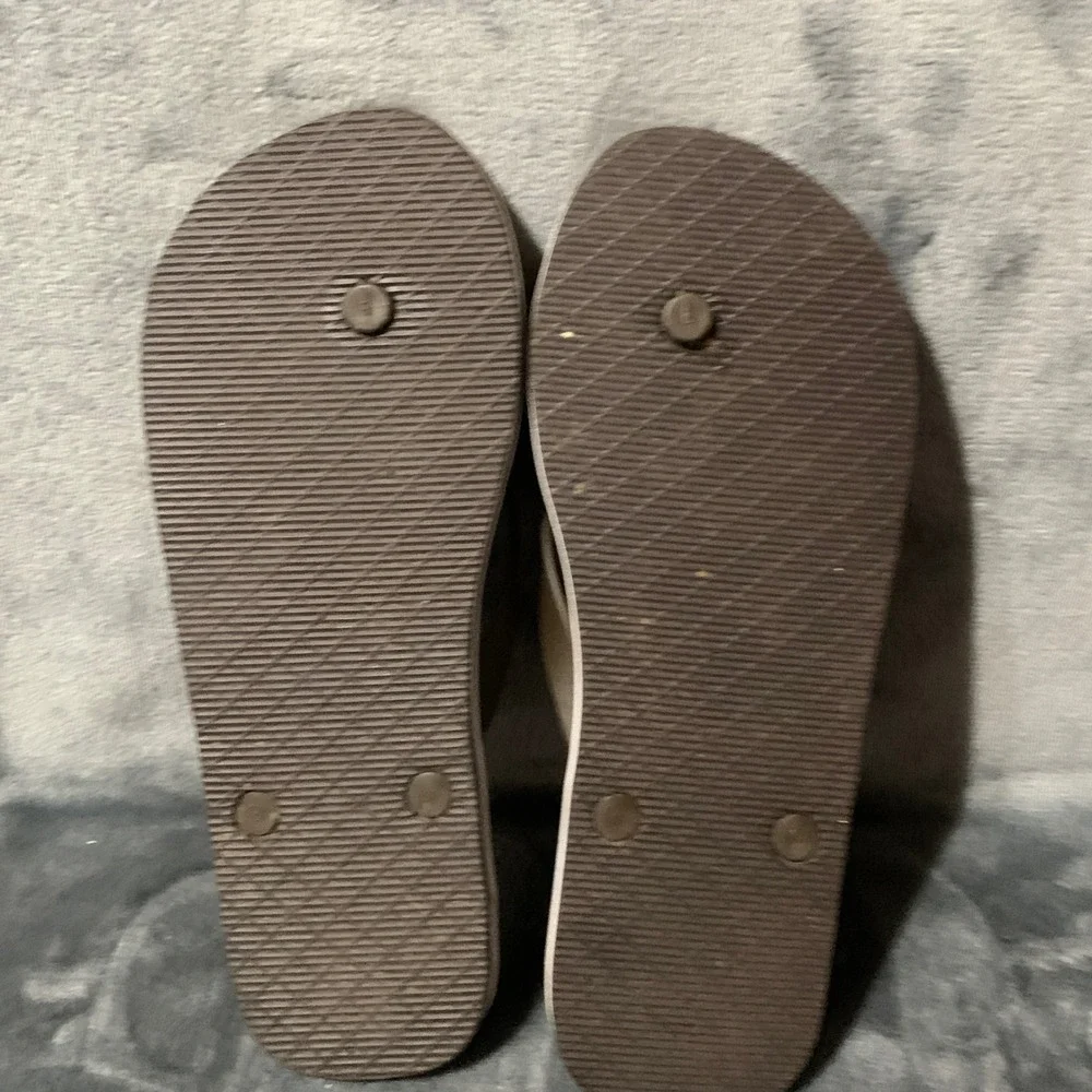 Twisted X Mens Plaid Graphic Flip Flop Sandals Brown Tan Crest Stars Size S 6/7